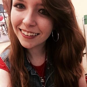 Meet your Posher, Kaylin